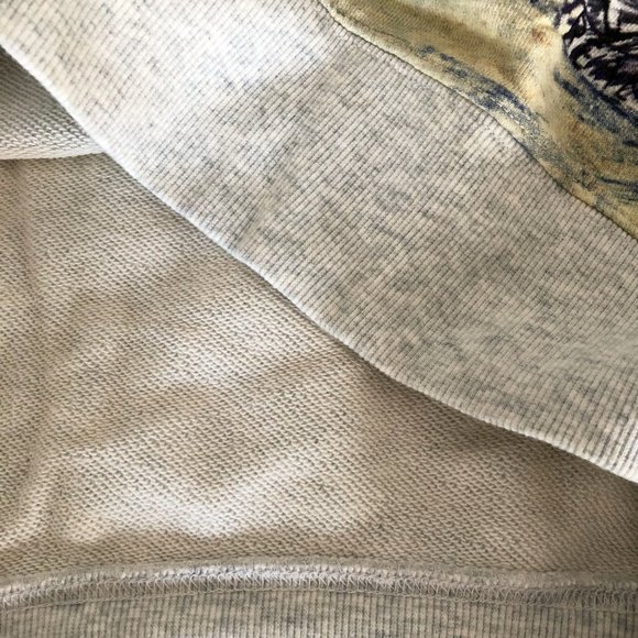 Uniqlo SPRZ NY Basquiat Sweatshirt Limited Edition - Picture 7 of 7